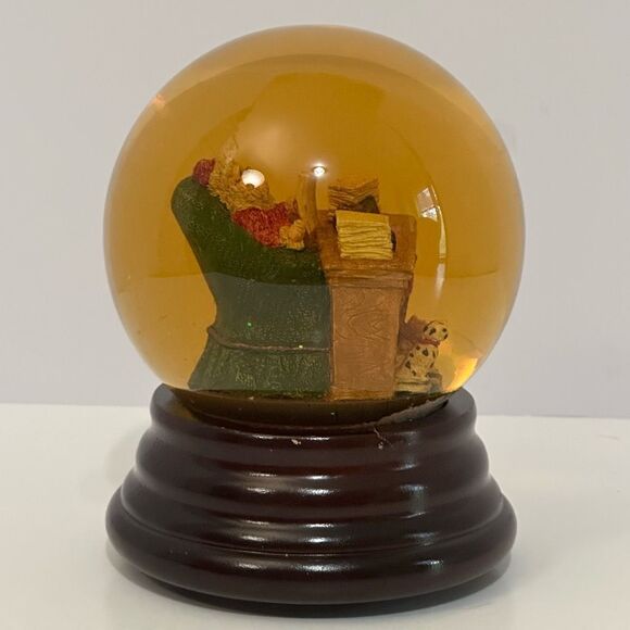 Christmas Snow Globe with Santa’s Workshop - Picture 9 of 14